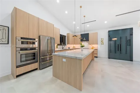 4321 SW 99th Avenue Miami FL 33165