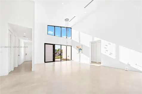 4321 SW 99th Avenue Miami FL 33165