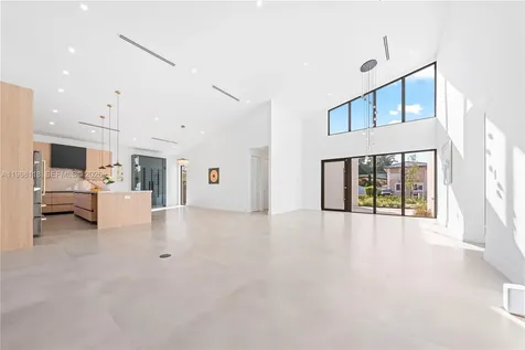 4321 SW 99th Avenue Miami FL 33165