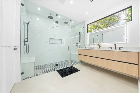 4321 SW 99th Avenue Miami FL 33165