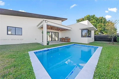 4321 SW 99th Avenue Miami FL 33165