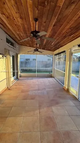 453 SW 169th Terrace Weston FL 33326
