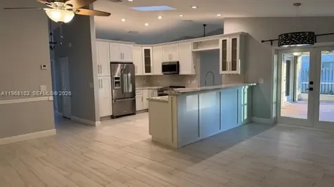 453 SW 169th Terrace Weston FL 33326