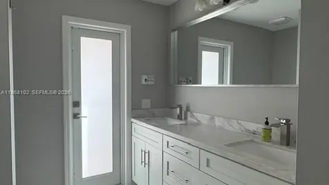 453 SW 169th Terrace Weston FL 33326