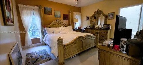 5769 NW 99th Avenue Doral FL 33178