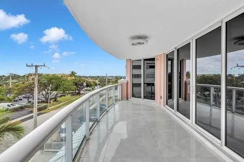 2051 SE 3rd Street Deerfield Beach FL 33441