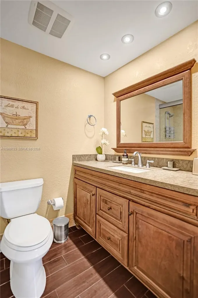 4812 Washington Street Hollywood FL 33021