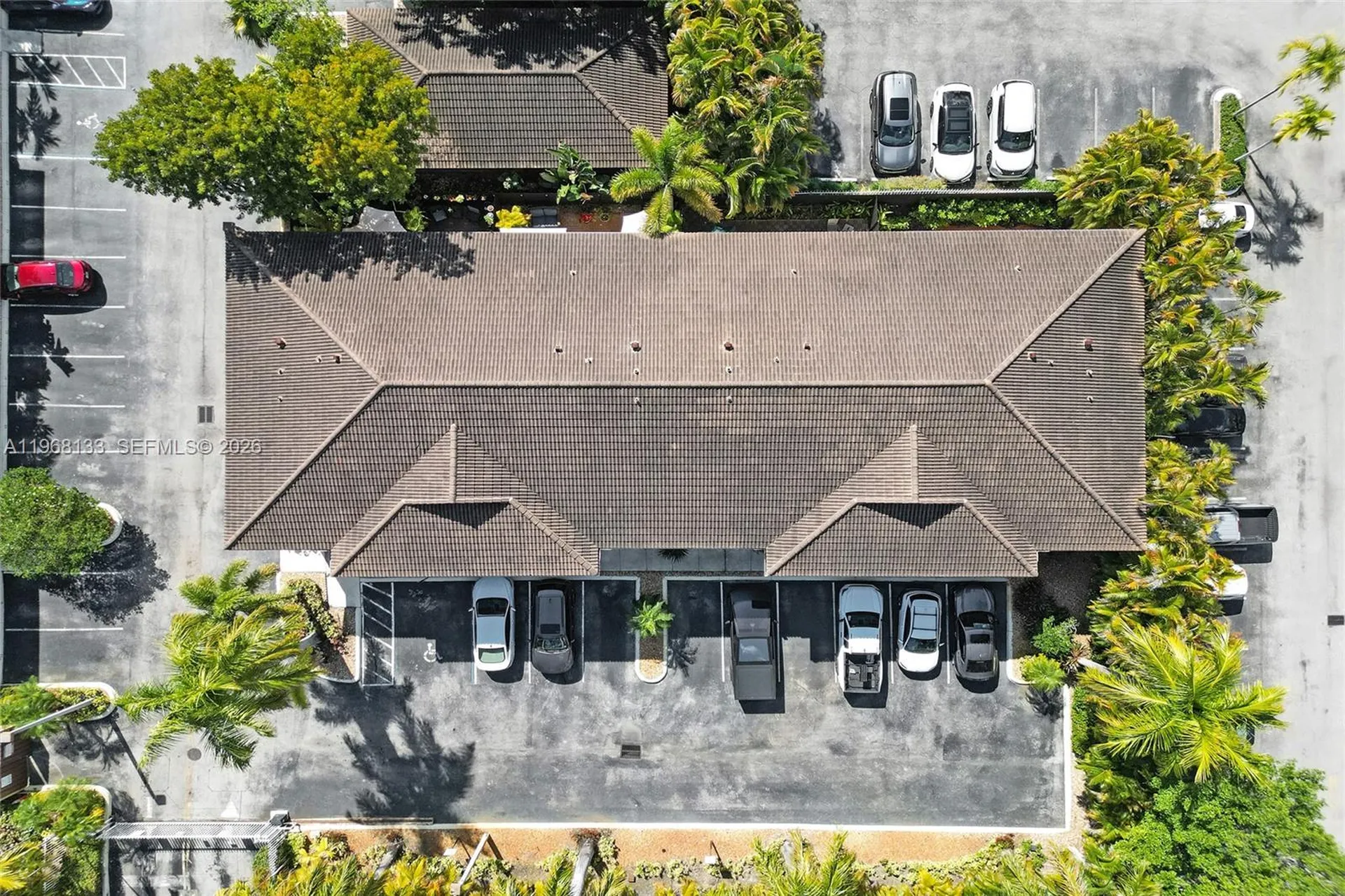 4812 Washington Street Hollywood FL 33021