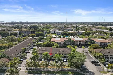 4812 Washington Street Hollywood FL 33021