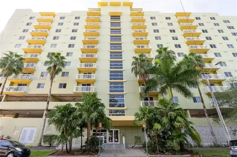 816 NW 11th Street Miami FL 33136