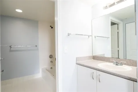 816 NW 11th Street Miami FL 33136