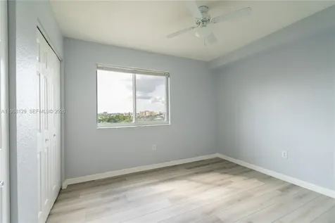 816 NW 11th Street Miami FL 33136