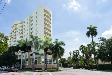 816 NW 11th Street Miami FL 33136