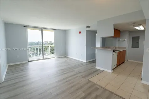 816 NW 11th Street Miami FL 33136