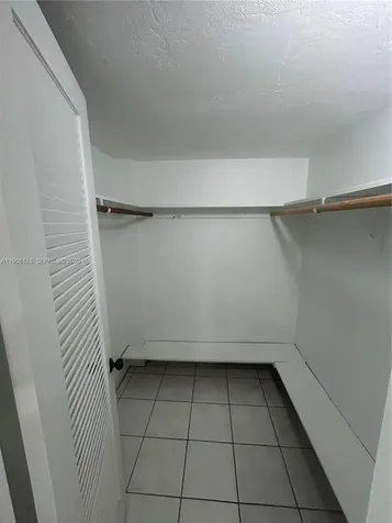2851 Leonard Drive Aventura FL 33160