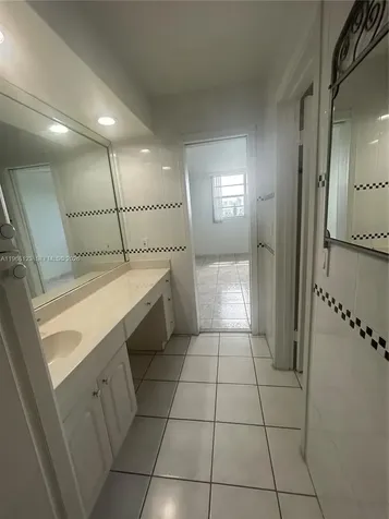 2851 Leonard Drive Aventura FL 33160