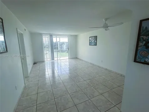 2851 Leonard Drive Aventura FL 33160