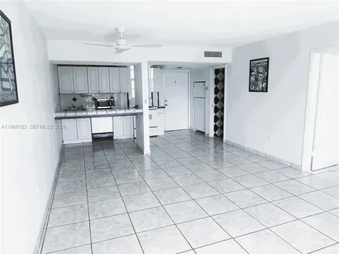 2851 Leonard Drive Aventura FL 33160