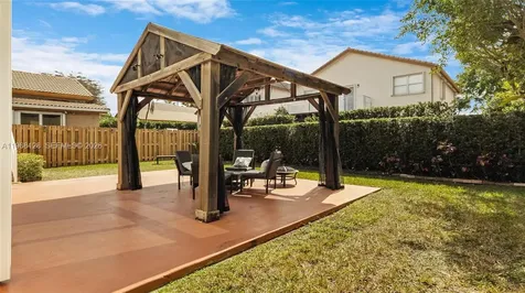 9768 NW 30th Street Doral FL 33172