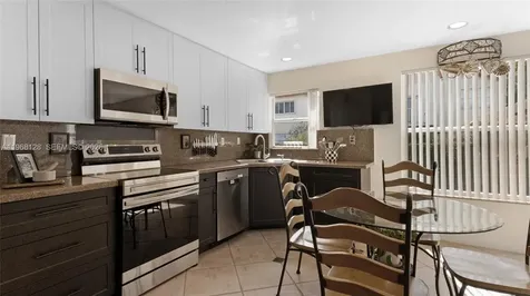 9768 NW 30th Street Doral FL 33172