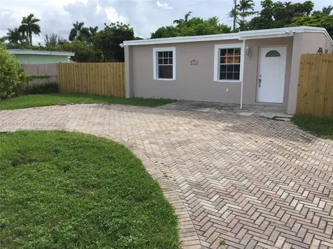 4700 SW 97th Avenue Miami FL 33165