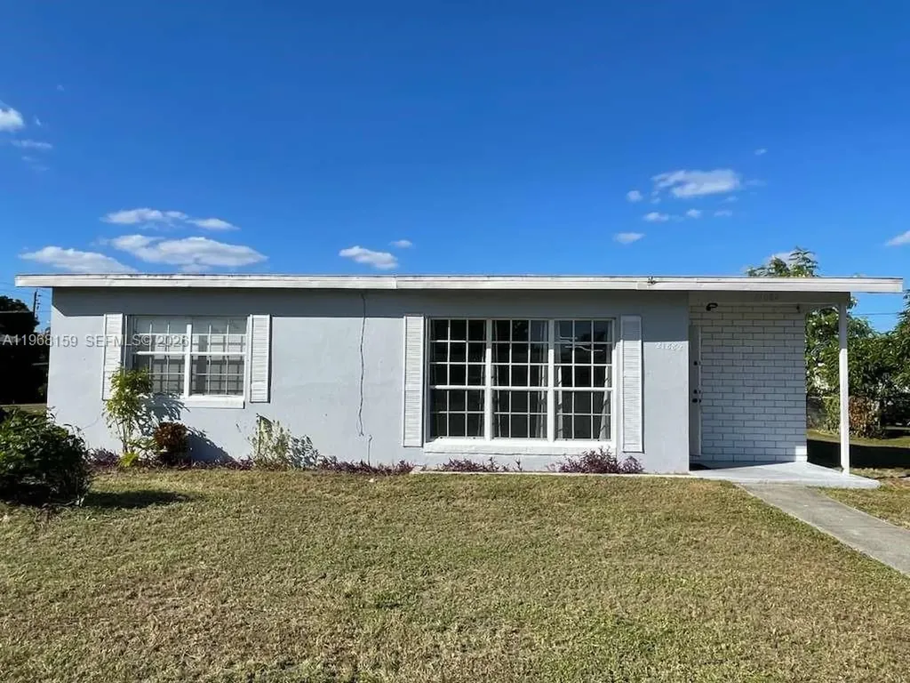 21882 Haines Avenue Port Charlotte FL 33952