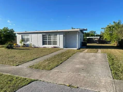21882 Haines Avenue Port Charlotte FL 33952