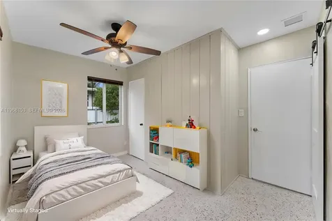 6820 SW 77th Terrace South Miami FL 33143