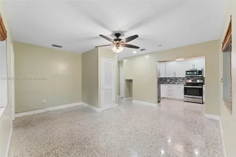 6820 SW 77th Terrace South Miami FL 33143