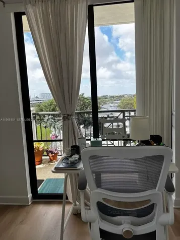 Miami FL 33143