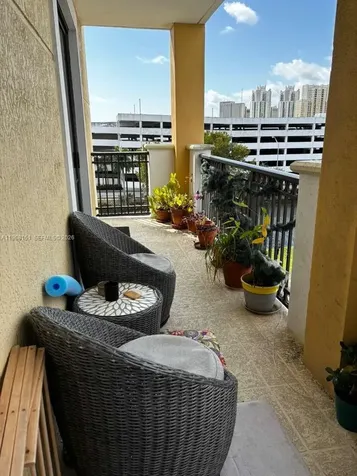 Miami FL 33143