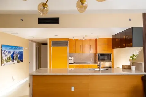 465 Brickell Avenue Miami FL 33131