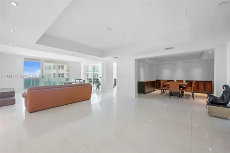 3301 NE 183 Aventura FL 33160