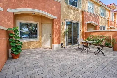 2271 Mariner Court Dania Beach FL 33312