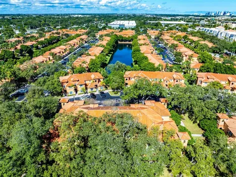 2271 Mariner Court Dania Beach FL 33312