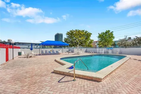 7300 Wayne Avenue Miami Beach FL 33141