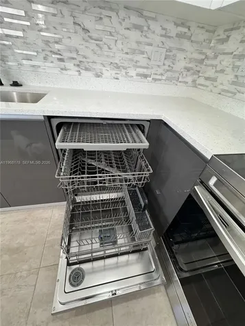 1039 Newport H Deerfield Beach FL 33442