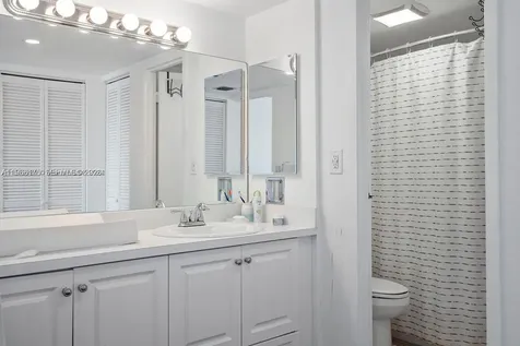 100 Bayview Drive Sunny Isles Beach FL 33160