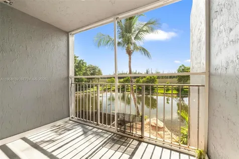4736 NW 114th Avenue Doral FL 33178