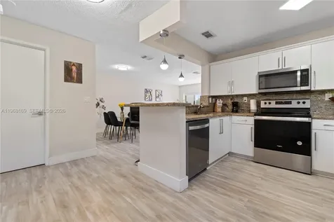 4736 NW 114th Avenue Doral FL 33178