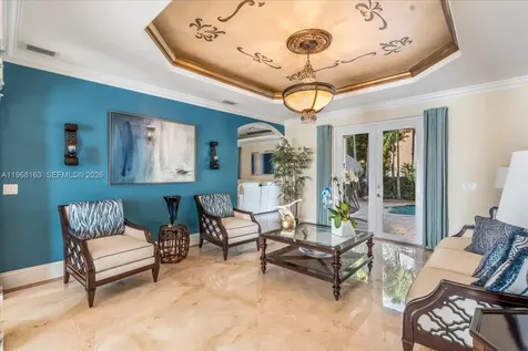 7851 NW 166th Terrace Hialeah FL 33016