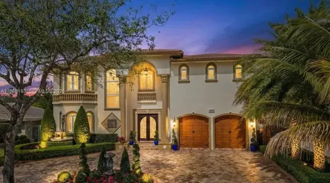 7851 NW 166th Terrace Hialeah FL 33016