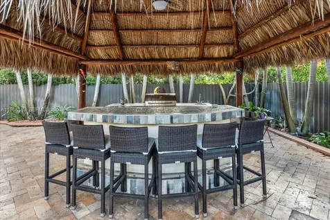7851 NW 166th Terrace Hialeah FL 33016
