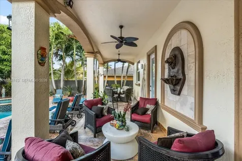 7851 NW 166th Terrace Hialeah FL 33016