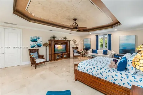 7851 NW 166th Terrace Hialeah FL 33016