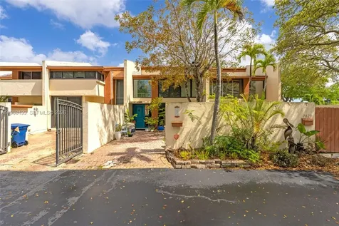 7825 SW 103rd Place Miami FL 33173