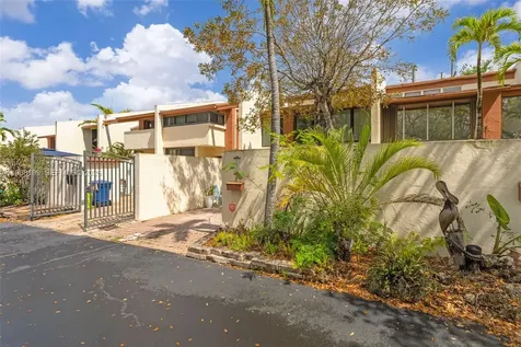 7825 SW 103rd Place Miami FL 33173
