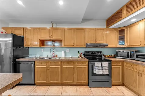 7825 SW 103rd Place Miami FL 33173