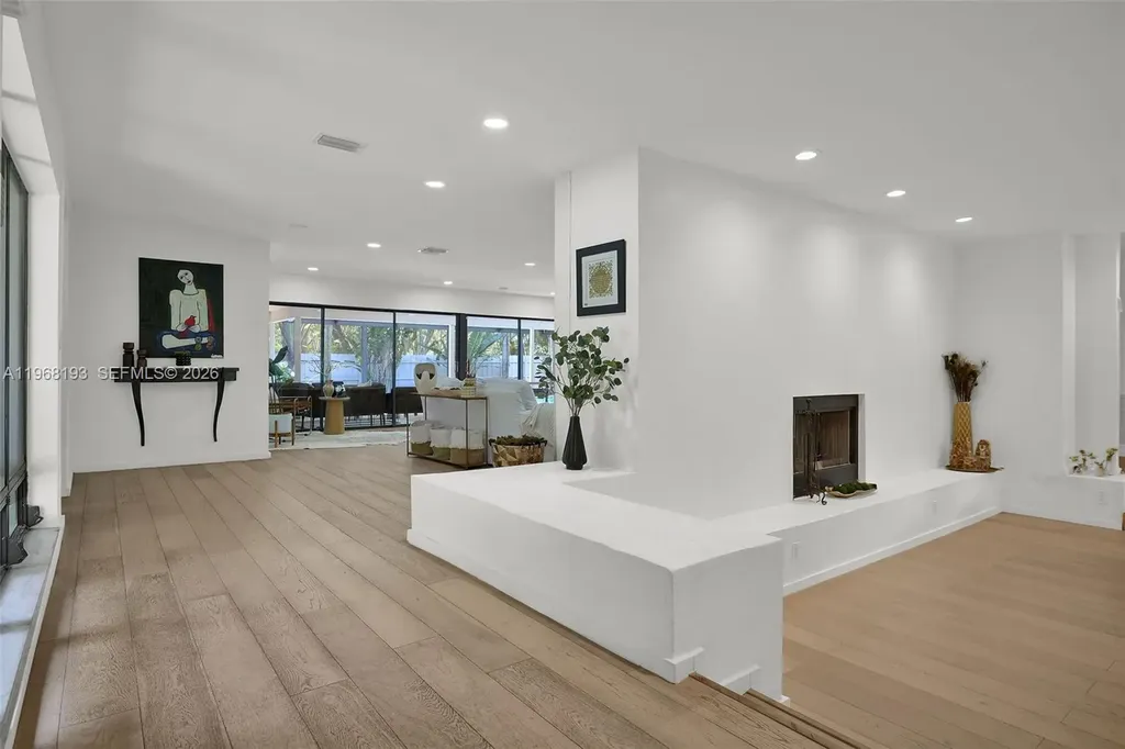 5801 SW 37th Terrace Fort Lauderdale FL 33312