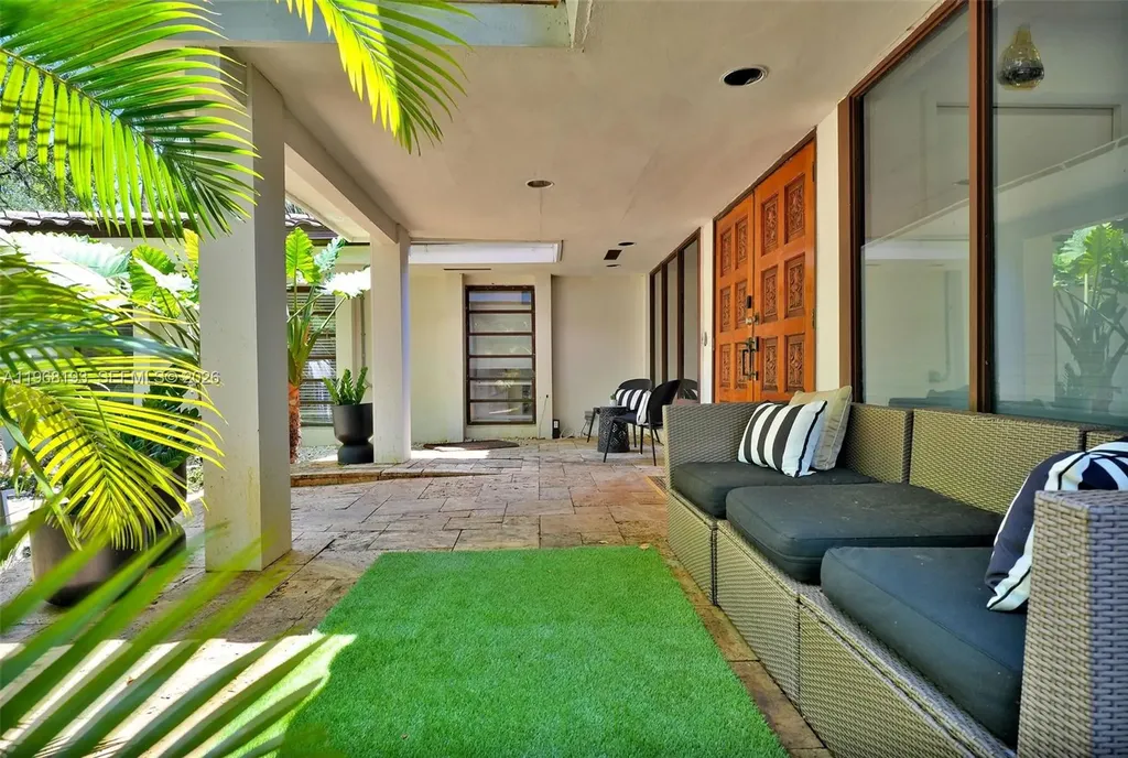 5801 SW 37th Terrace Fort Lauderdale FL 33312